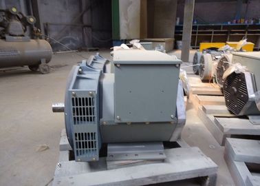 Cummins の発電機セットのための 3 段階の小さいブラシレス交流発電機 20kw/25kva
